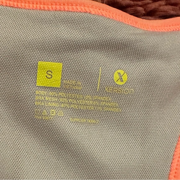 Xersion Women’s Size Small Tropical Sports Bra Like New - Picture 2 of 4